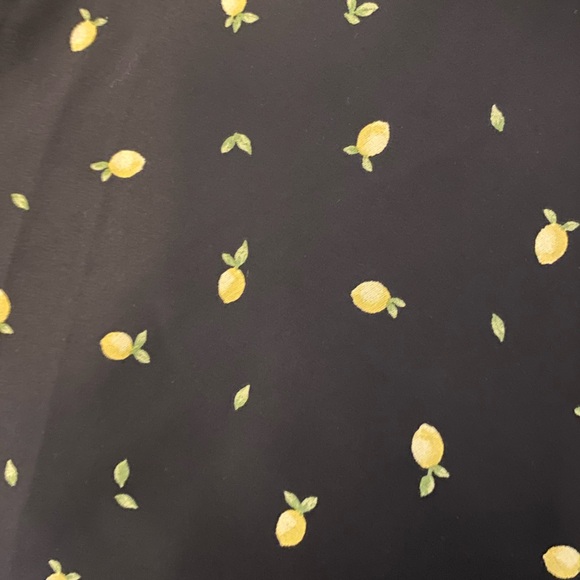 Mi Ami by Francesca’s Lemon Print Satin Style Midi Skirt Size Small - Picture 2 of 4